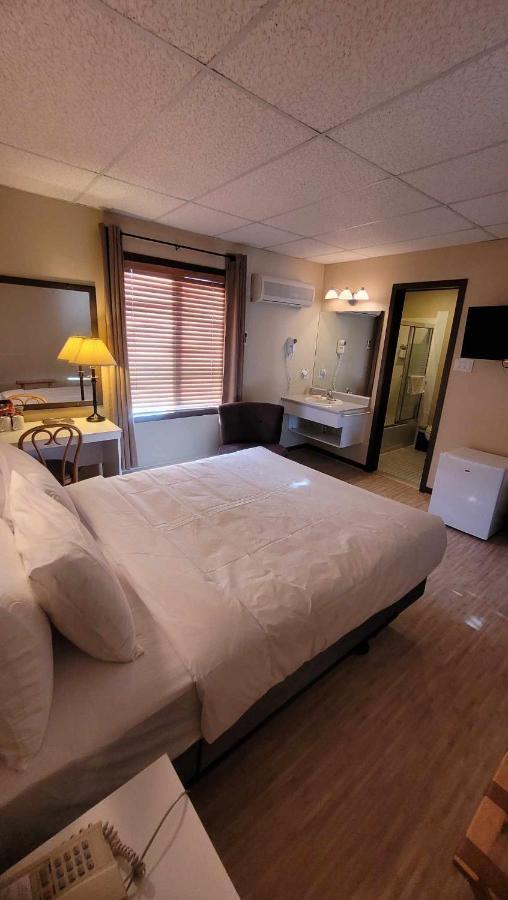 Hotel Aquamer Carleton-sur-Mer Exteriör bild